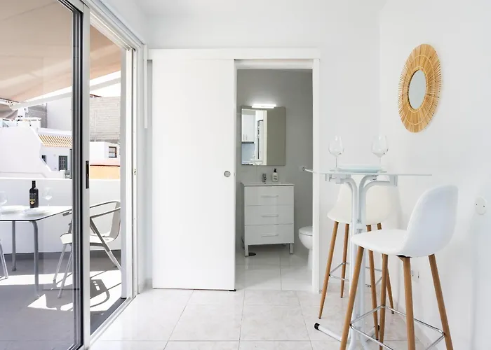 Home2book Sunlit Coastal Escape Puerto Santiago アパート