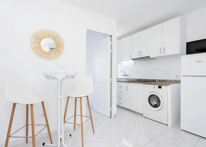 아파트 Home2book Sunlit Coastal Escape Puerto Santiago 푸에르토 데 산티아고